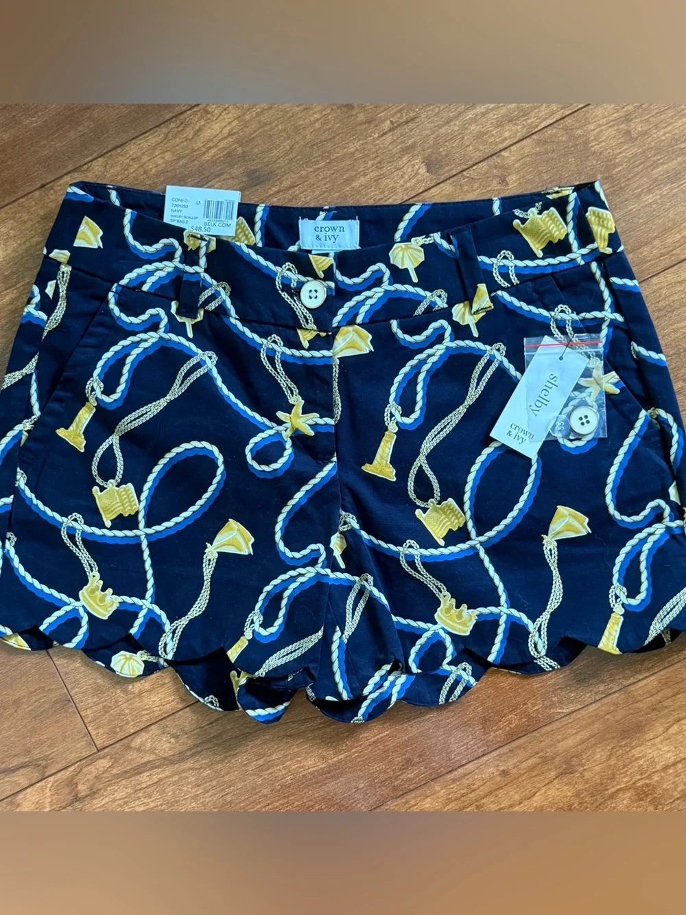 NWT Crown & Ivy Shelby Navy Scalloped Hem Print Shorts-Size 2